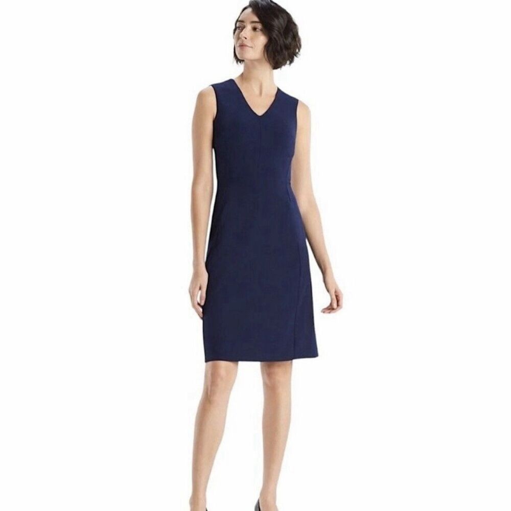 M.m.LaFleur Annie Sleeveless Dress (Size 4) Navy Tailored V-neck Work Business
